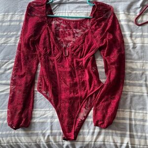 Women’s Lace Long-Sleeve Bodysuit in Burgundy